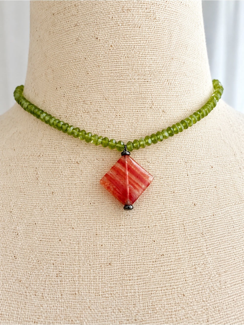 Green Faceted Bead Necklace Pink Diamond Pendant Pearl Accent